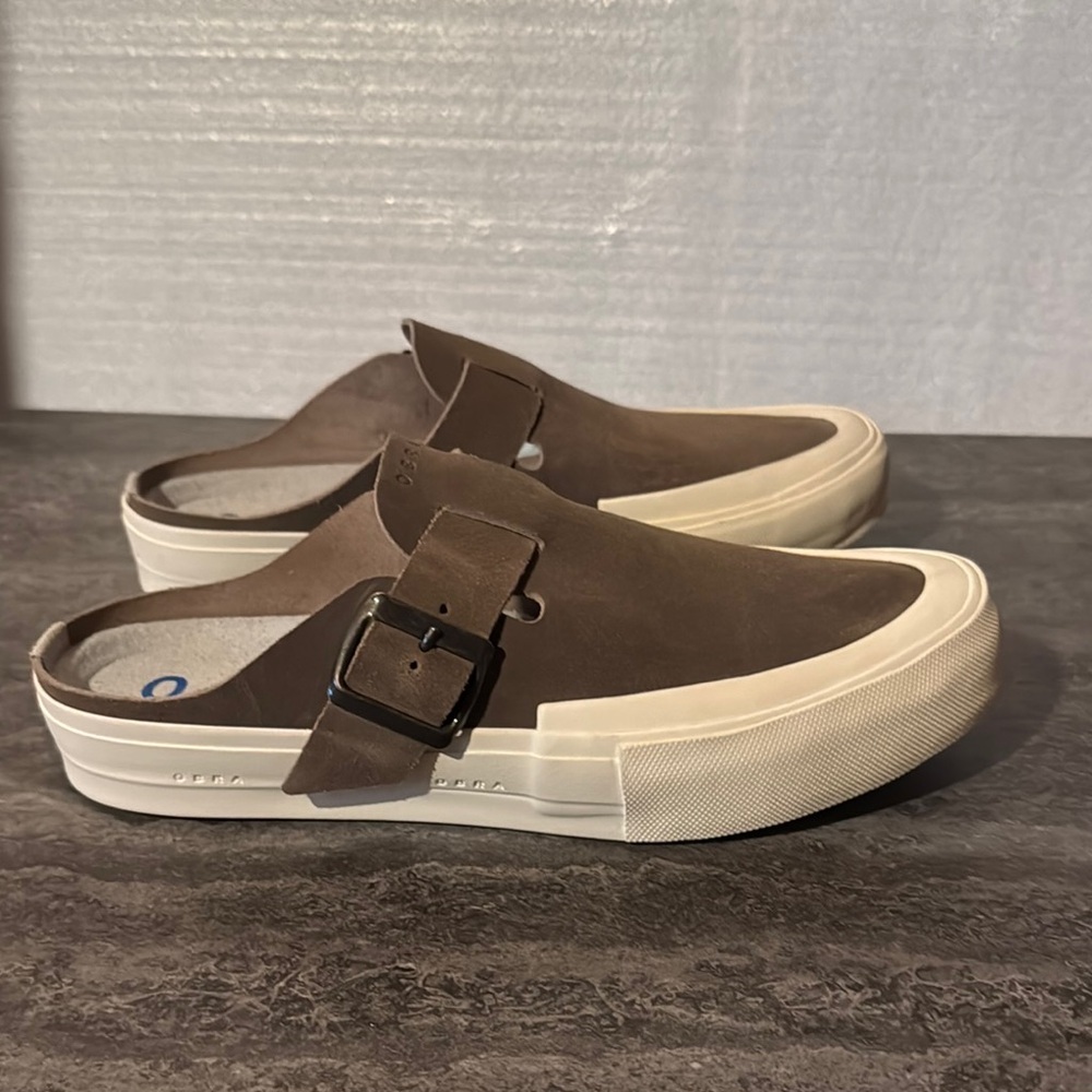 OBRA Heavy Suede Buckled Mule in Taupe/Off-White. Size 9.5